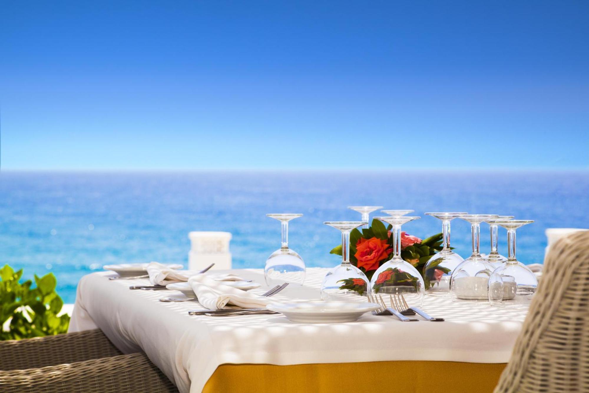 Marbella Juan Dolio Beachfront Exterior photo
